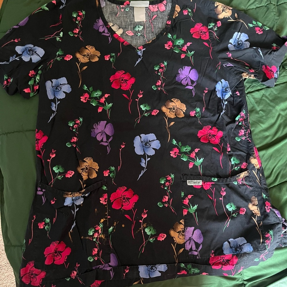 Floral Print Scrub Top grey’s anatomy